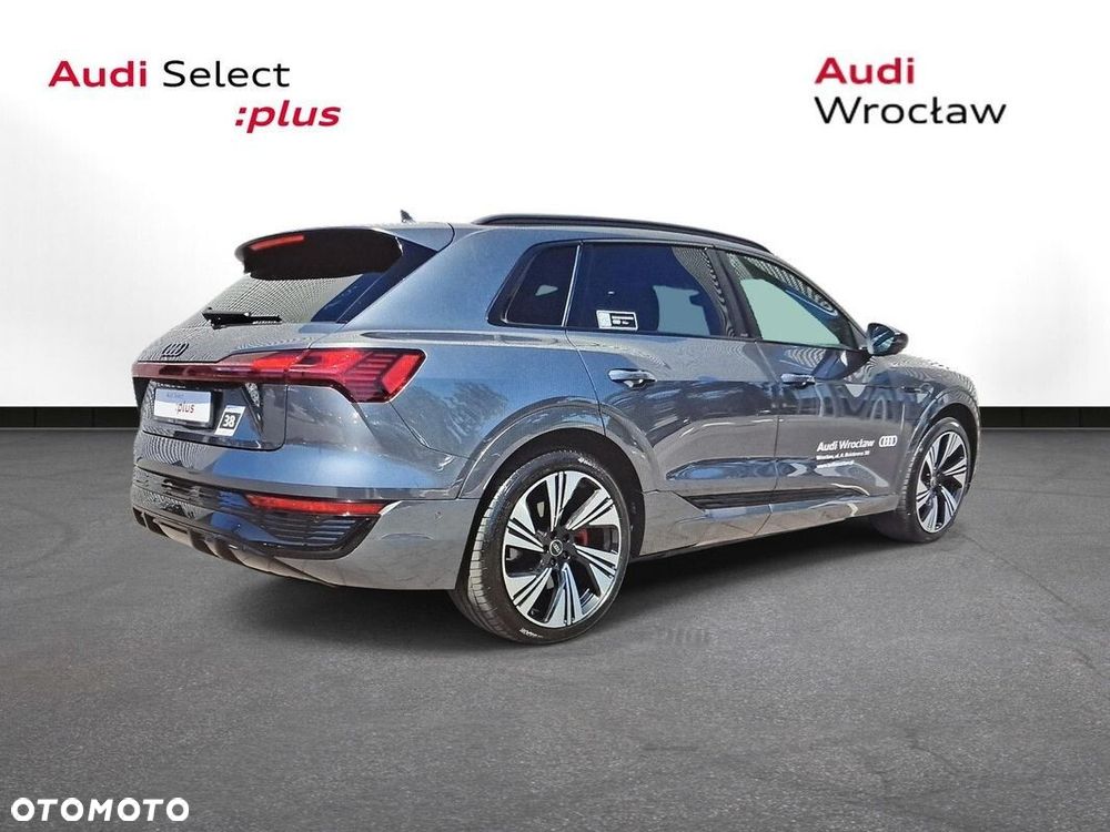 Audi Q8 - 3