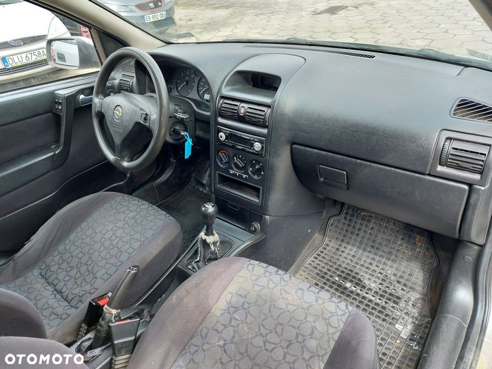 Opel Astra - 13