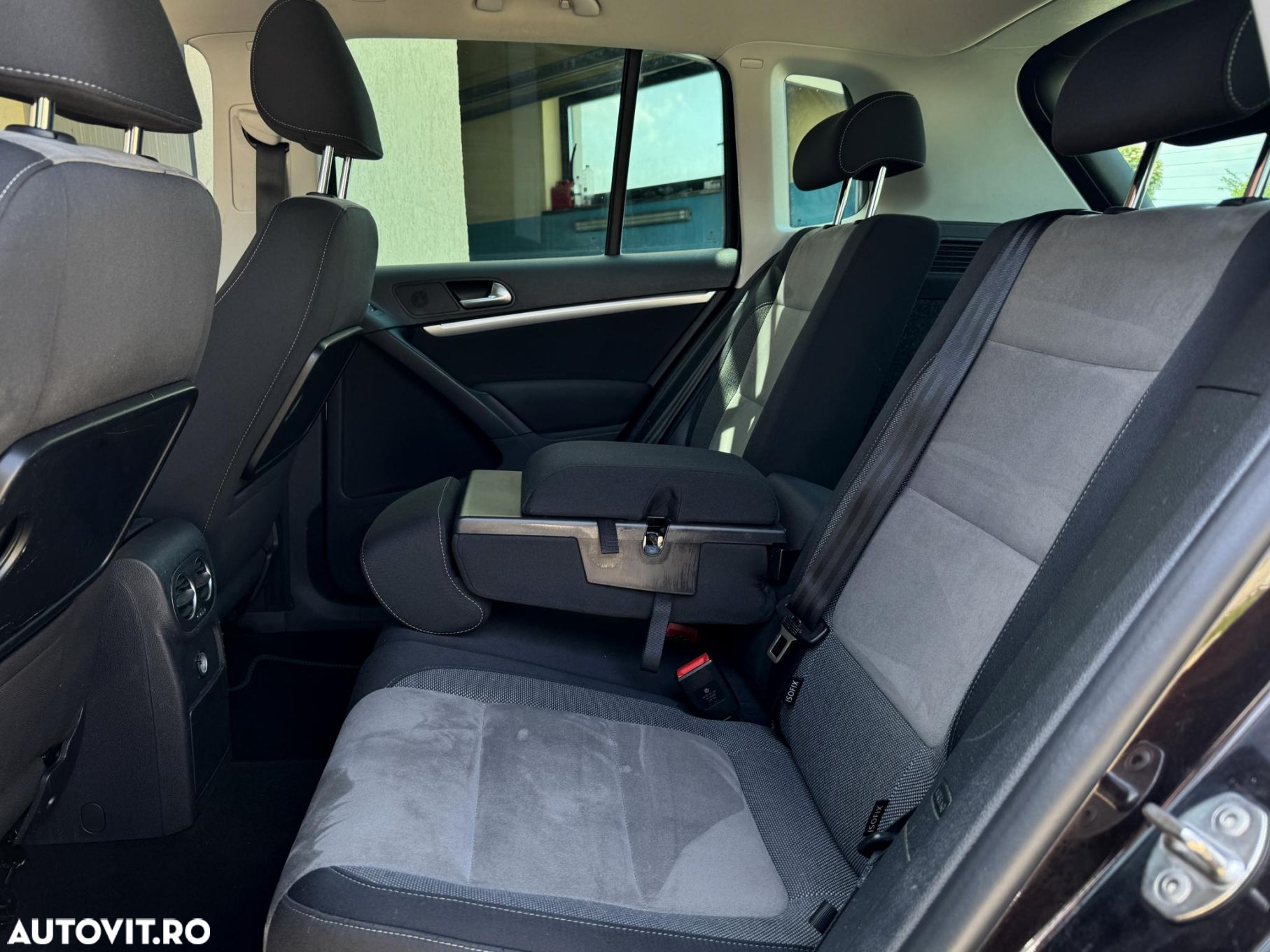 Volkswagen Tiguan - 16