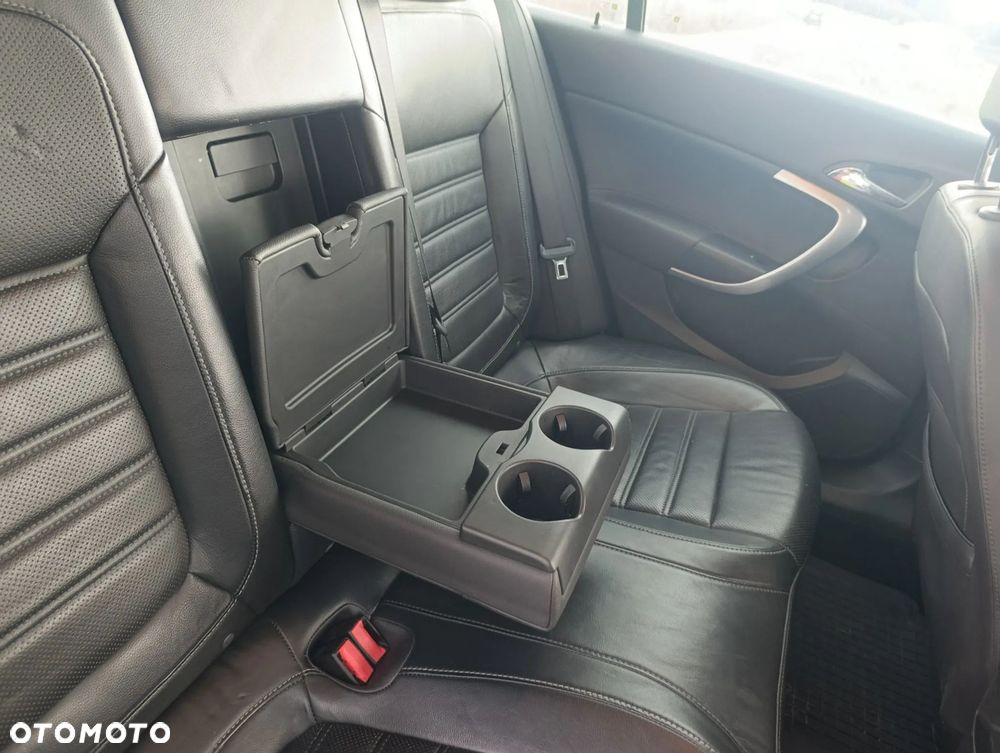 Opel Insignia 2.0 Turbo Cosmo - 16