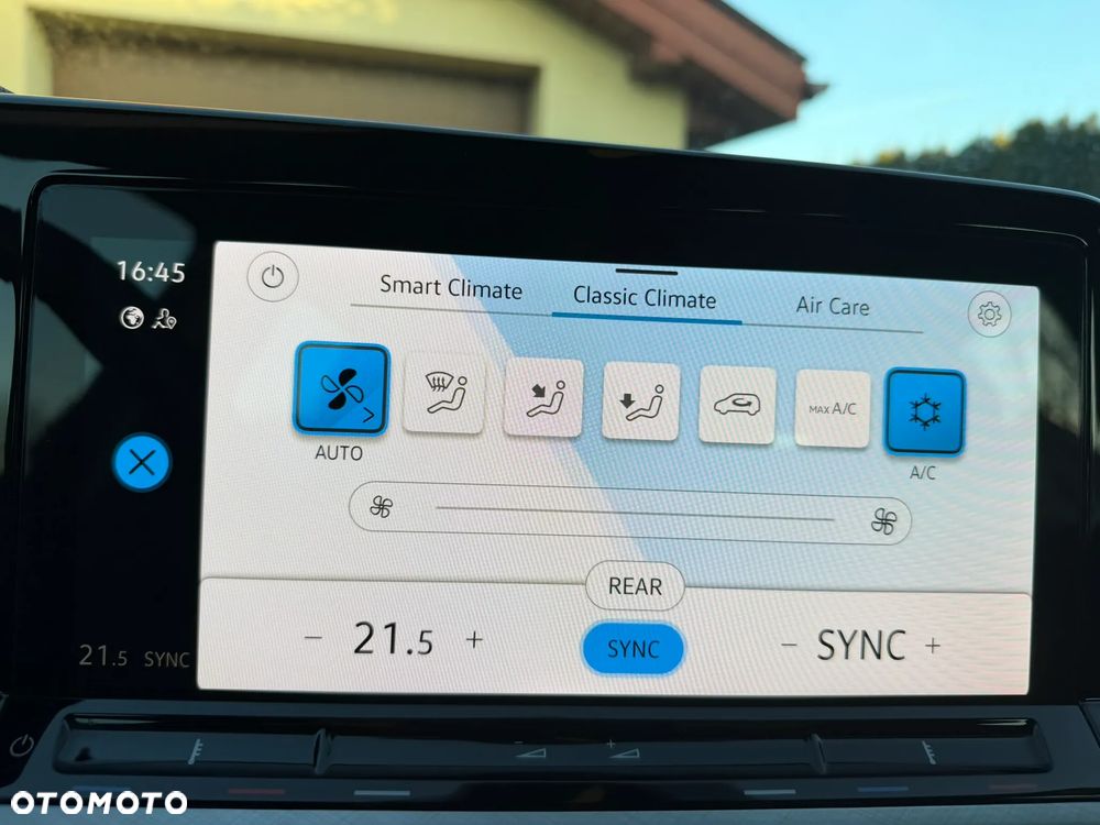 Volkswagen Golf 1.5 eTSI OPF DSG Life - 30