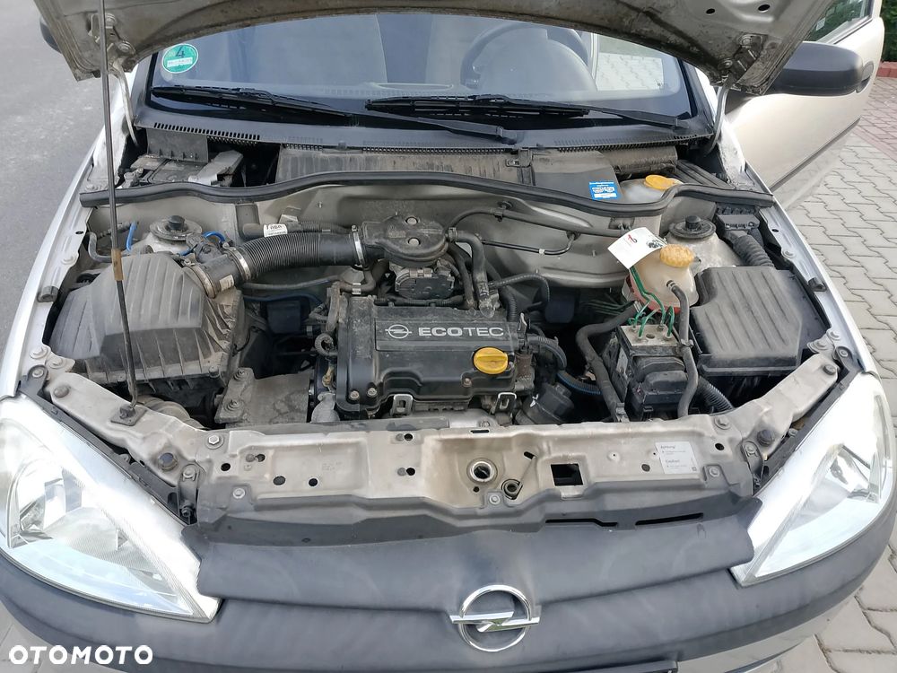Opel Corsa - 10