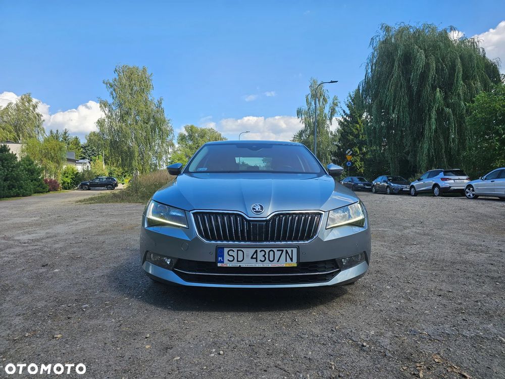 Skoda Superb 2.0 TSI DSG Ambition - 8