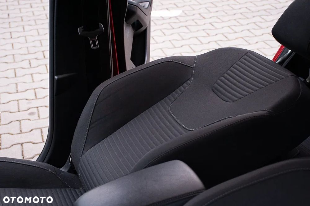 Ford Focus 2.0 TDCi Titanium ASS PowerShift - 37