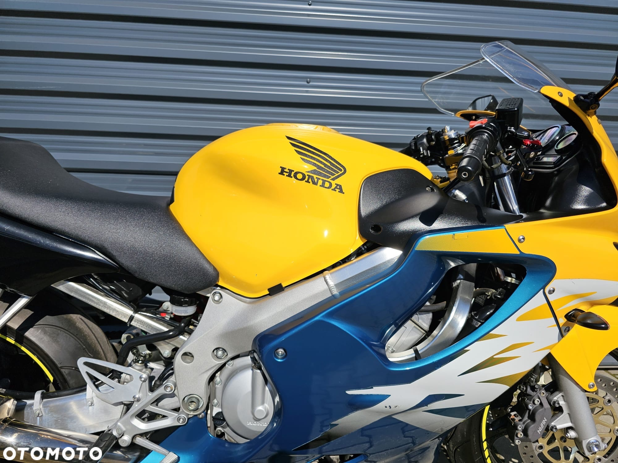 Honda CBR - 7