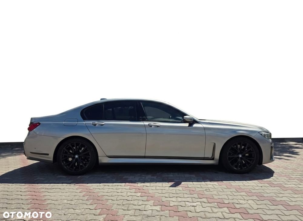 BMW Seria 7 740d xDrive mHEV sport - 7