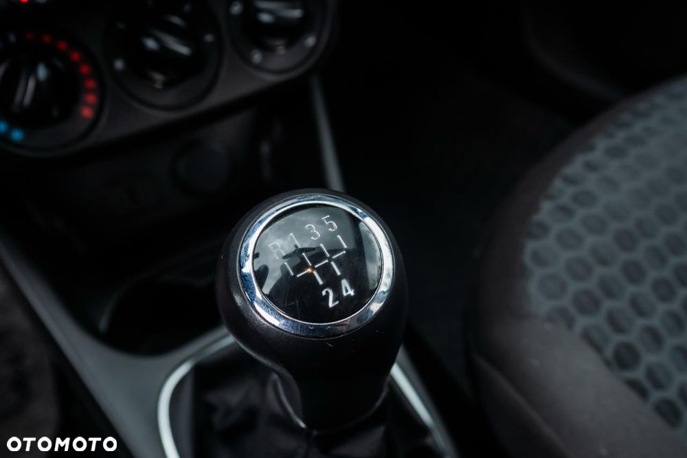 Opel Corsa - 26