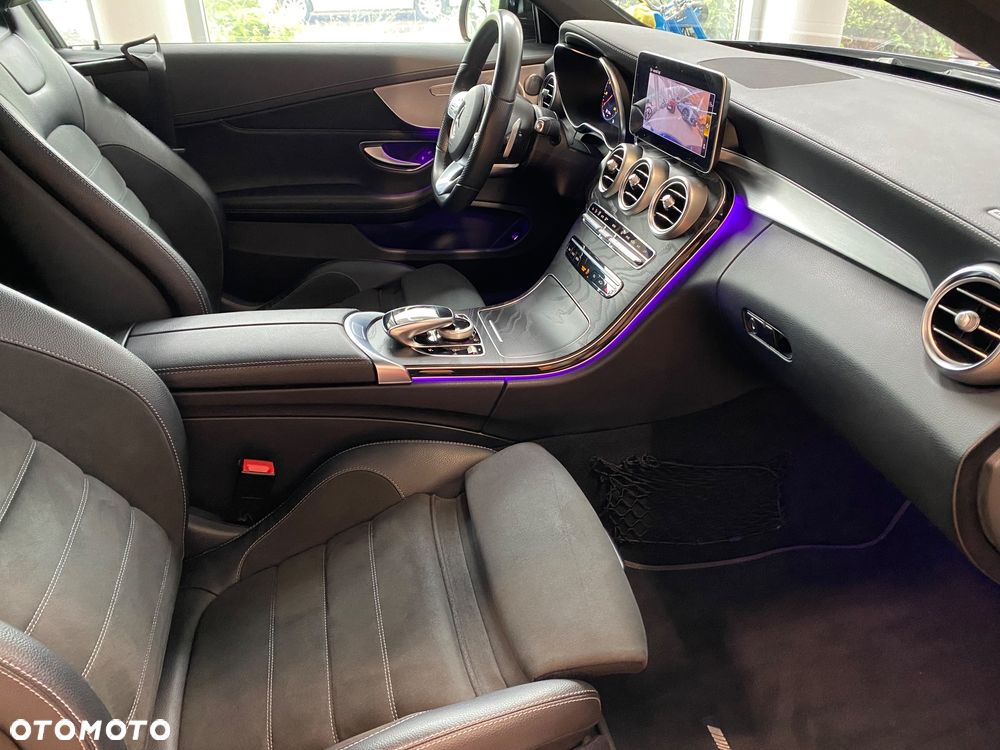 Mercedes-Benz Klasa C 220 d 4Matic 9G-TRONIC AMG Line - 24