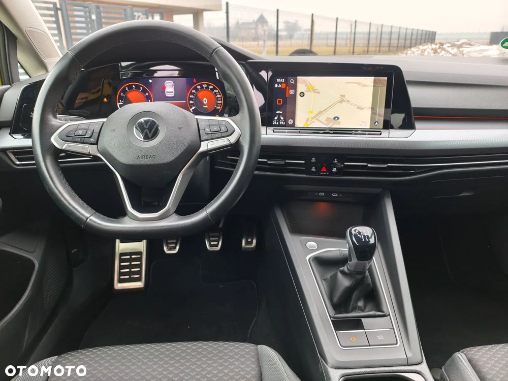 Volkswagen Golf 1.5 eTSI OPF DSG Active - 10