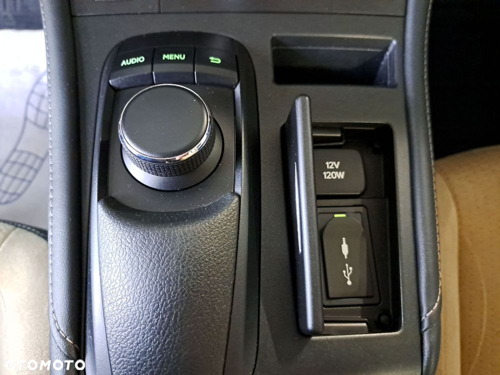 Lexus CT 200h Elegance - 27