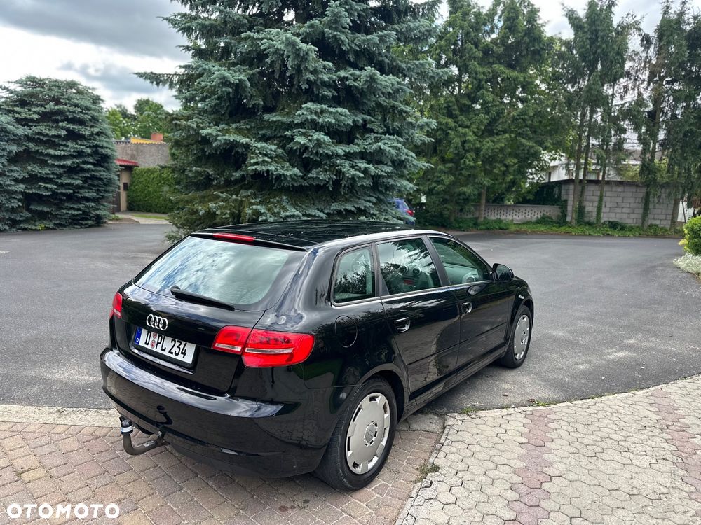 Audi A3 Sportback - 6
