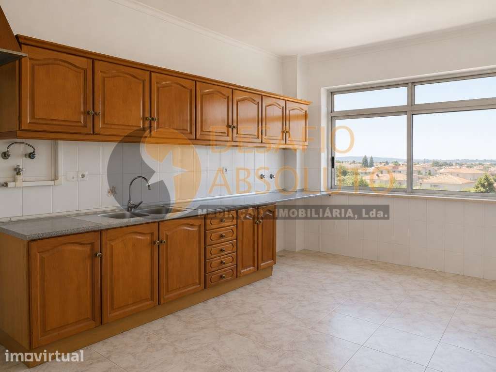 Arrendado/ Investimento - Apartamento T2, c/ Arrecadação. Pinhal Novo - Grande imagem: 2/22