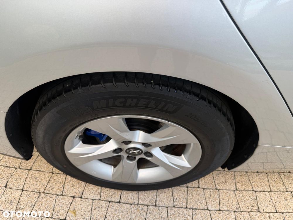 Hyundai i40 1.7 CRDi Comfort - 24