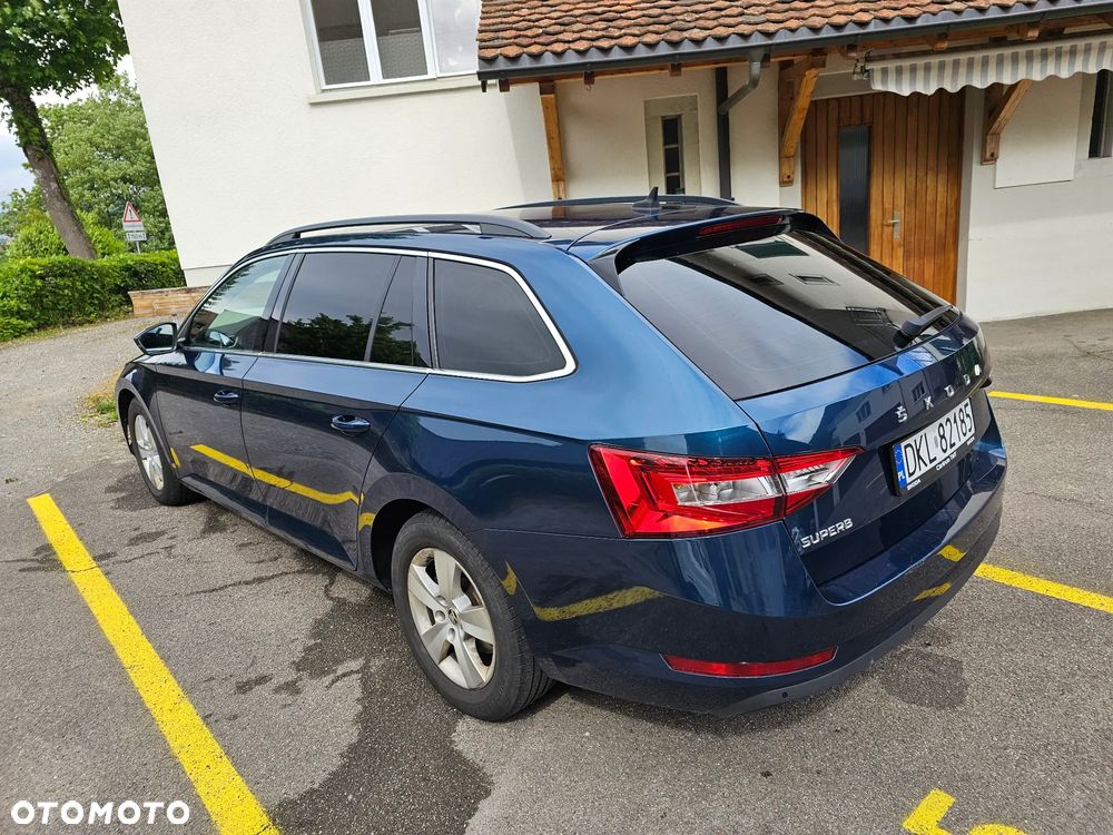 Skoda Superb 2.0 TDI SCR Ambition DSG - 7