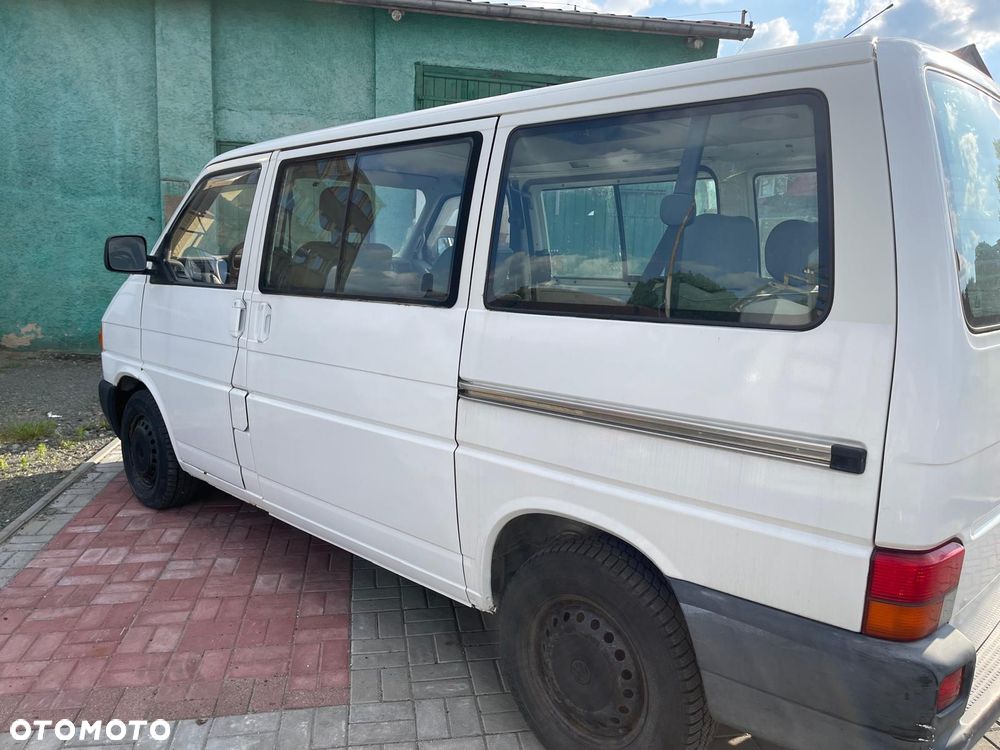 Volkswagen Transporter - 2