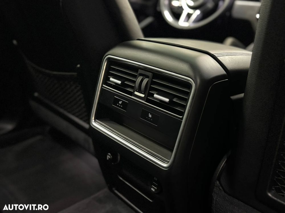 Porsche Cayenne Standard - 17