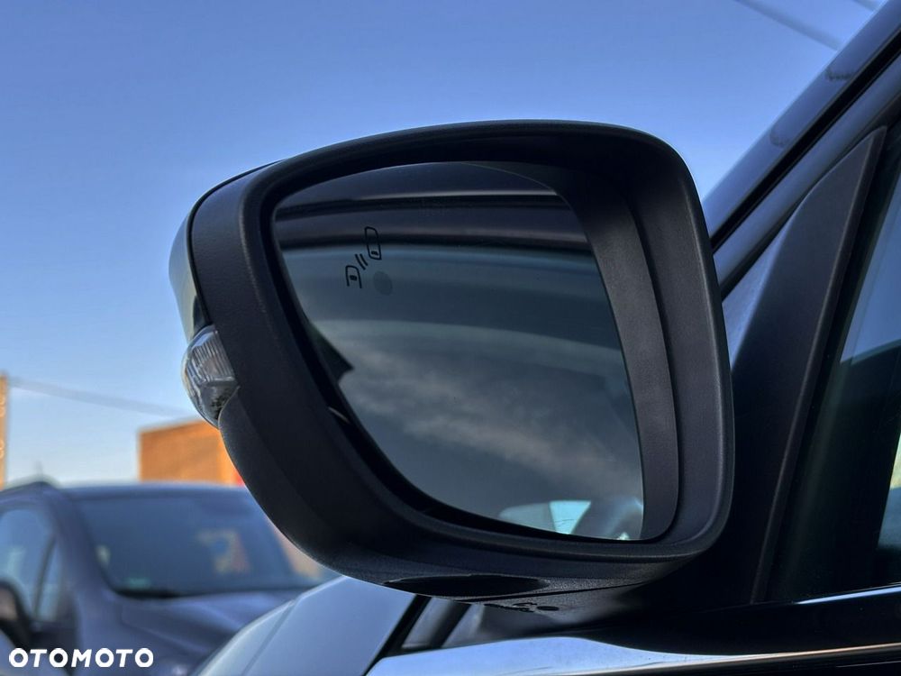 Ford Focus - 32