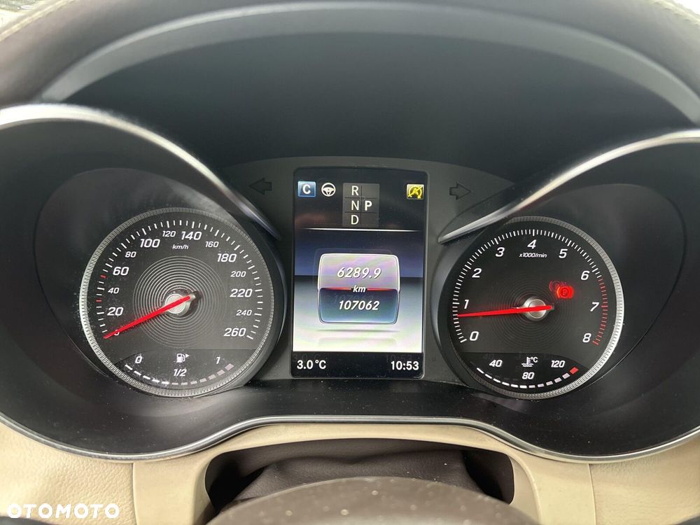 Mercedes-Benz GLC - 12