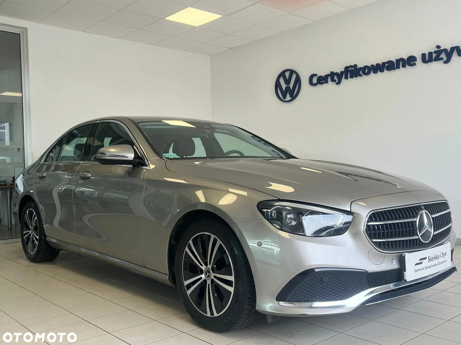 Mercedes-Benz Klasa E 220 d Avantgarde - 9