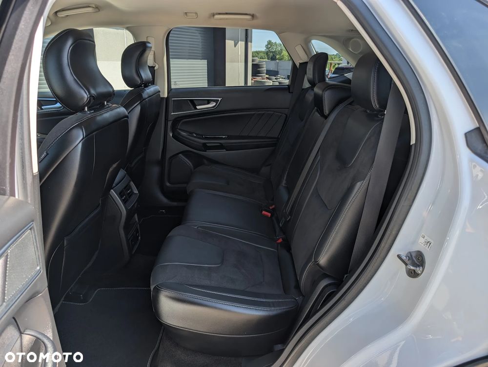 Ford Edge 2.0 TDCi Bi-Turbo 4x4 ST-LINE - 38