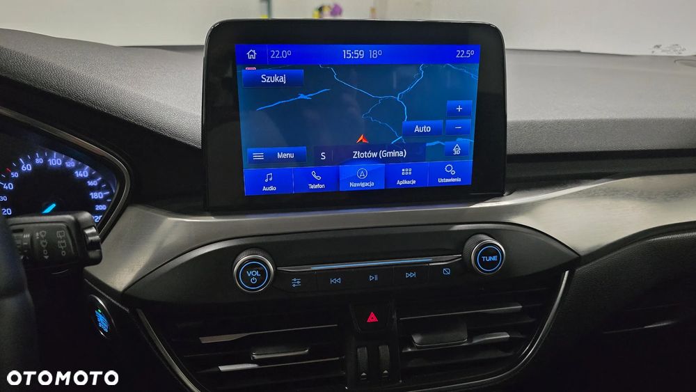 Ford Focus 1.0 EcoBoost mHEV ST-Line X - 22