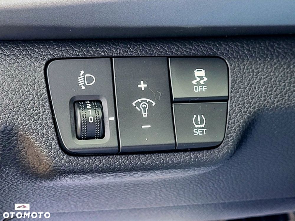 Kia Rio - 25