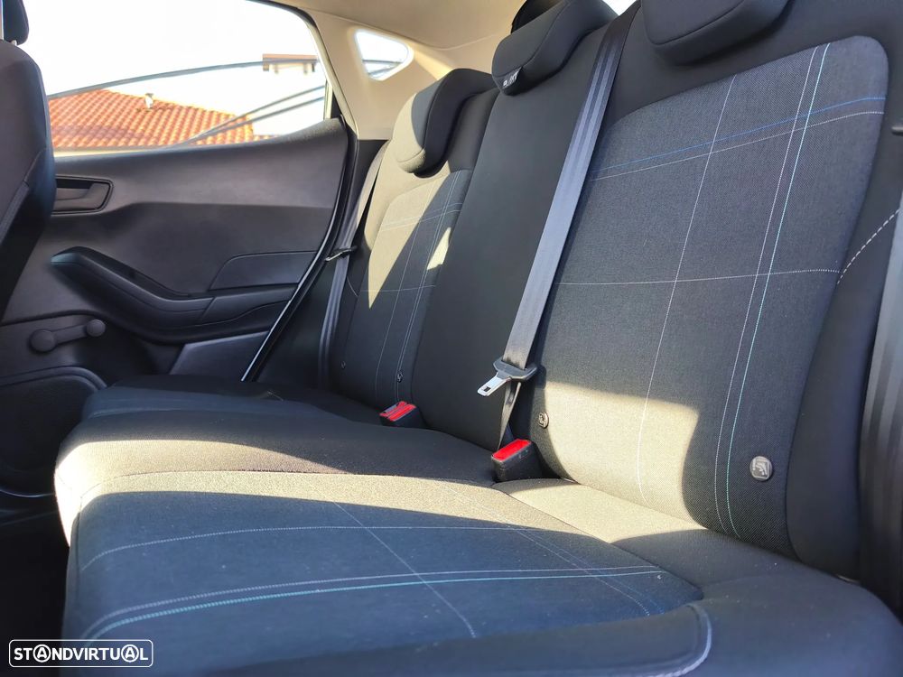 Ford Fiesta 1.1 S&S COOL&CONNECT - 11