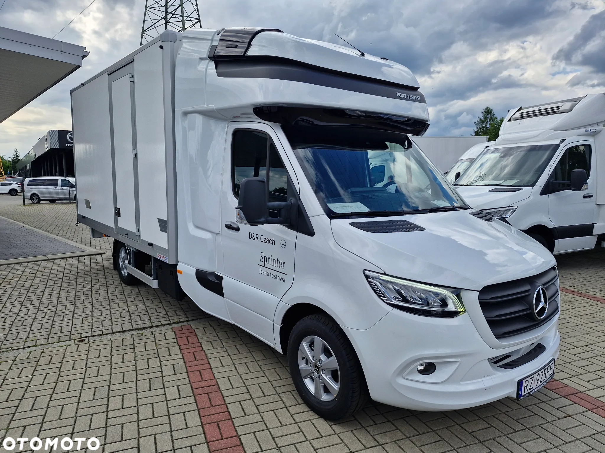 Mercedes-Benz Sprinter - 3