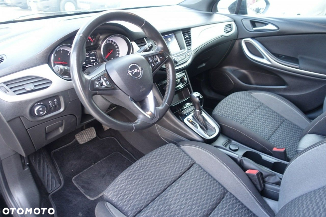 Opel Astra - 8