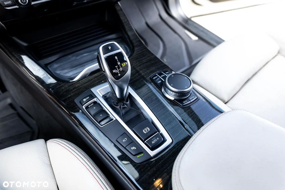 BMW X3 xDrive28i Sport-Aut M Sport - 14