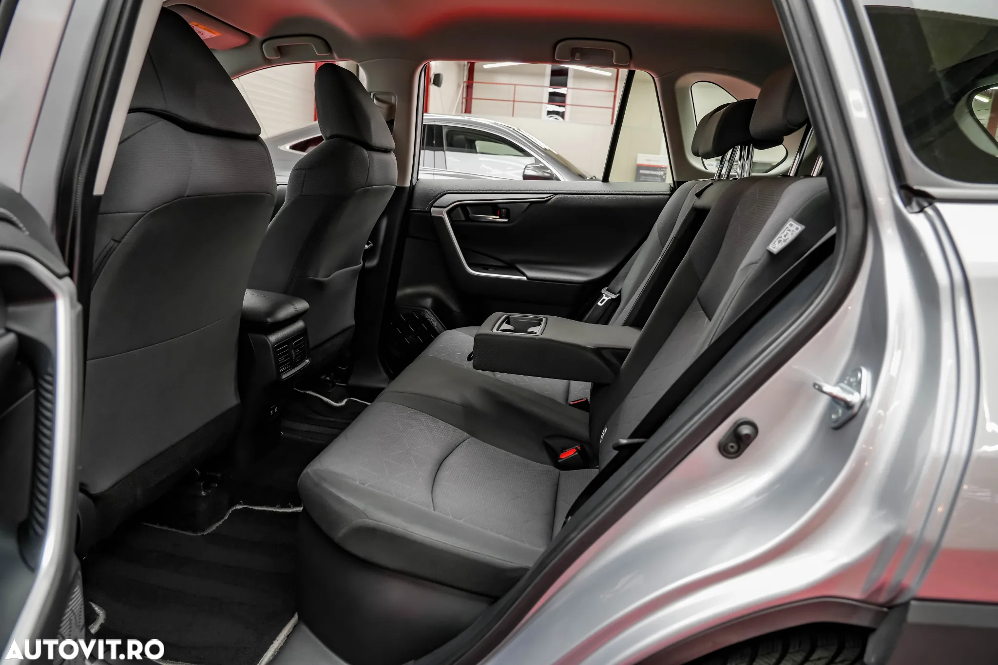 Toyota RAV4 2.5 Hybrid VVT-iE 4x4 Exclusive - 6