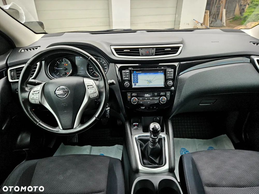 Nissan Qashqai 1.6 DCi ALL-MODE 4x4i ACENTA - 16