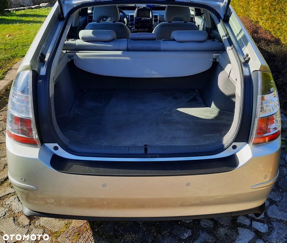 Toyota Prius 1.5 VVT-i Prestige - 13