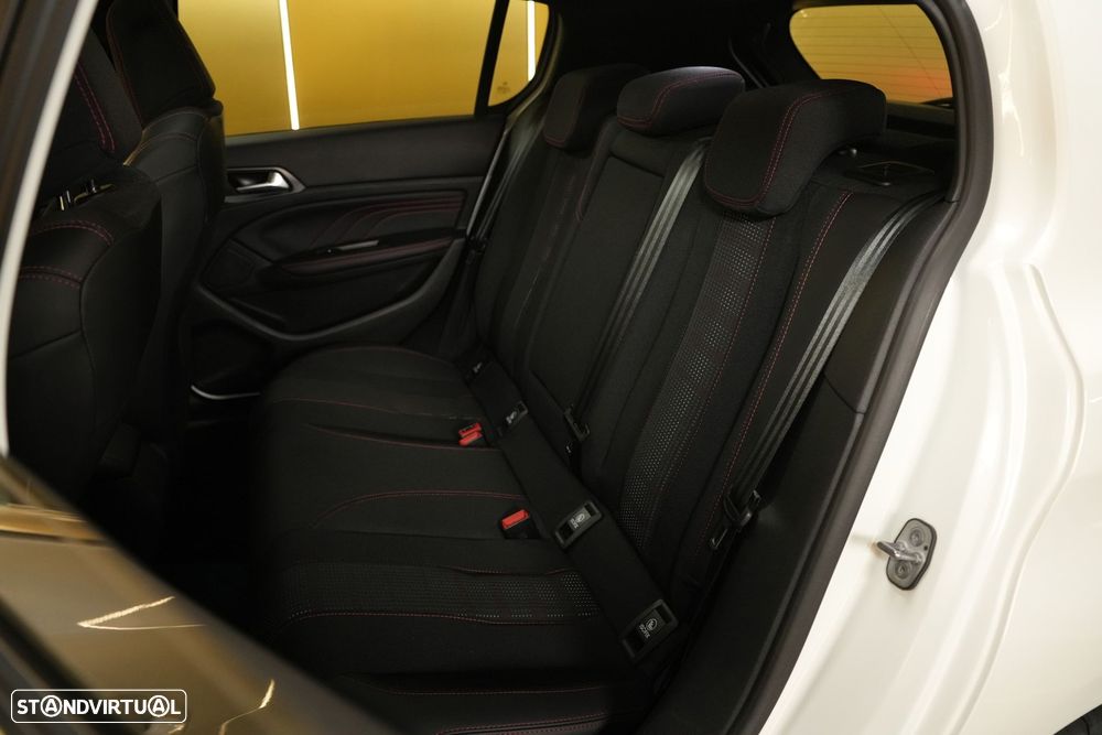 Peugeot 308 1.5 BlueHDi GT Line EAT8 - 36