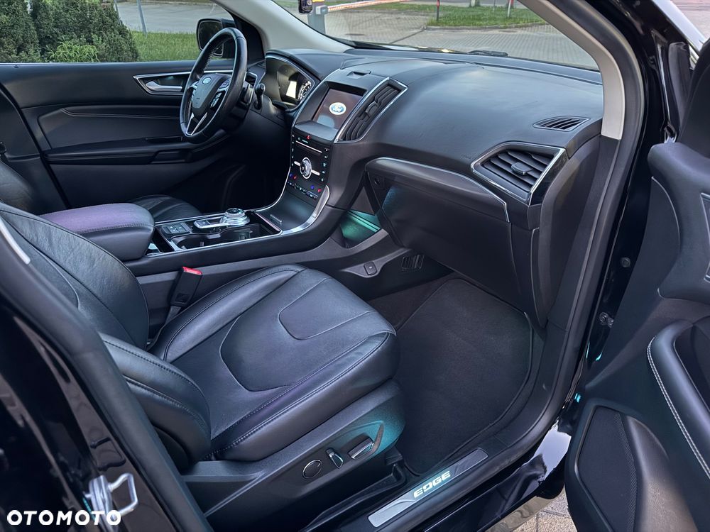 Ford Edge - 15
