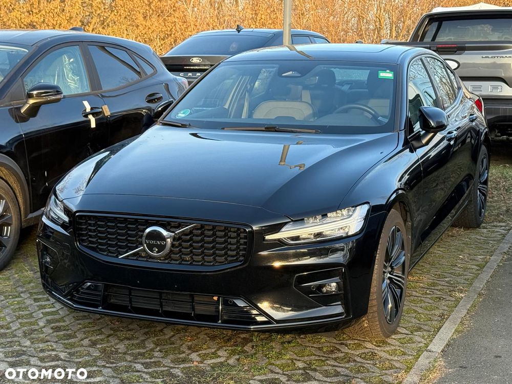 Volvo S60 B4 B DKG Plus Dark - 2