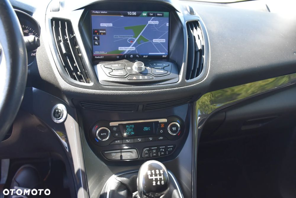 Ford Kuga 2.0 TDCi 4x4 Titanium - 20