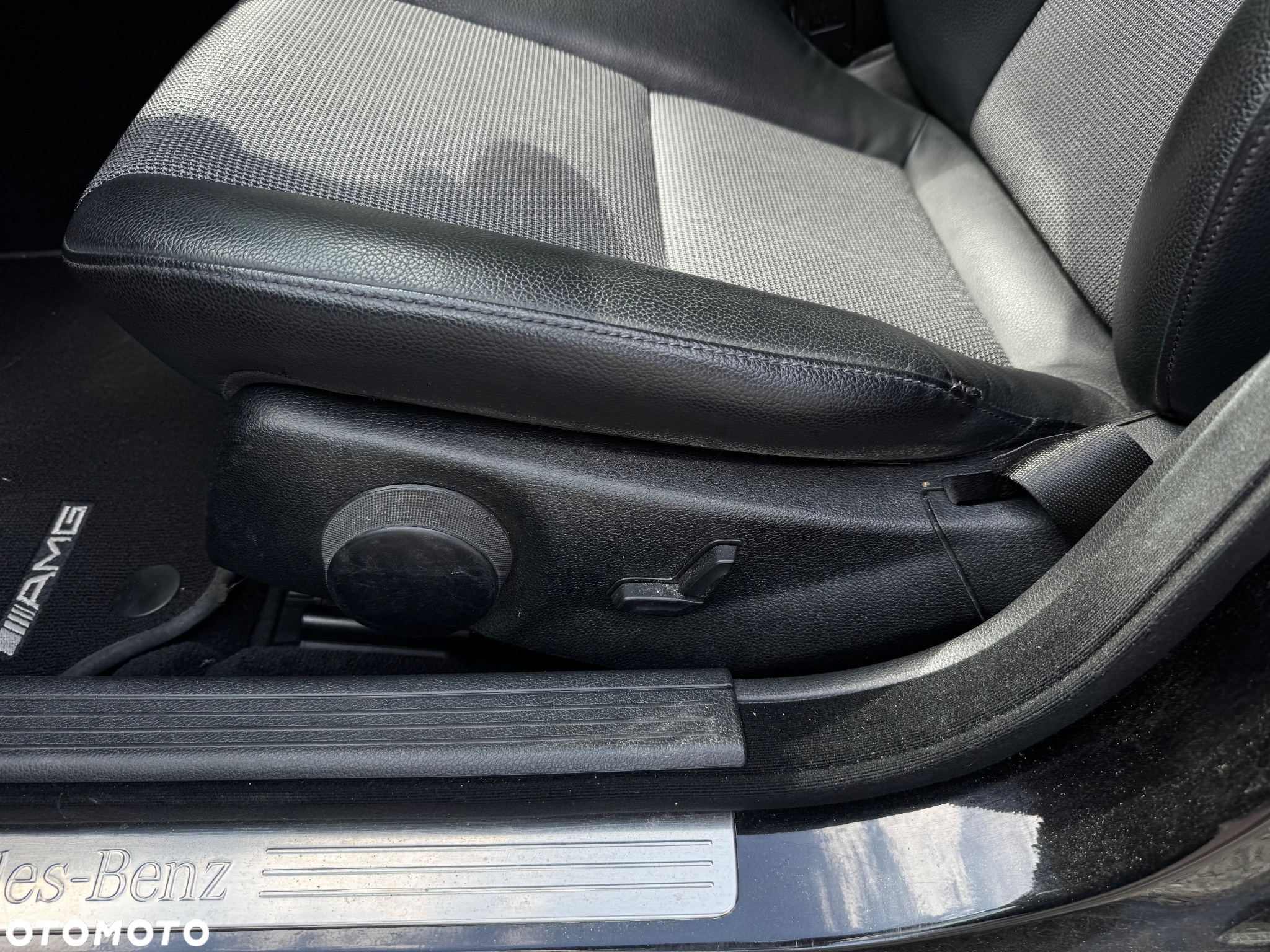 Mercedes-Benz Klasa C 180 T BlueEFFICIENCY 7G-TRONIC Avantgarde - 13