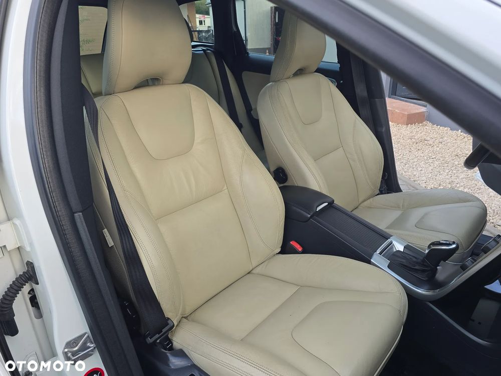 Volvo XC 60 T5 Geartronic Summum - 29