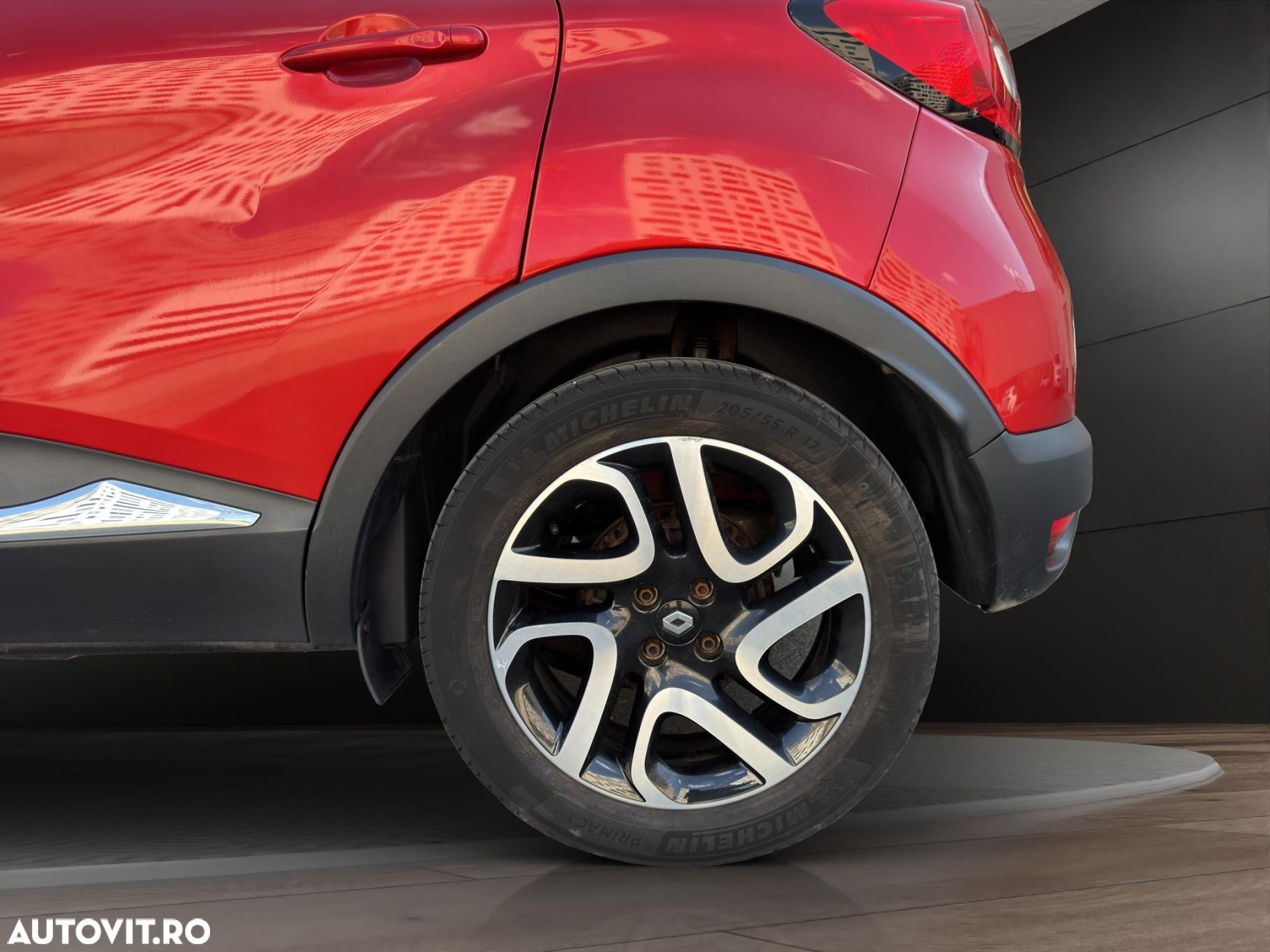 Renault Captur dCi 90 EDC Helly Hansen - 21