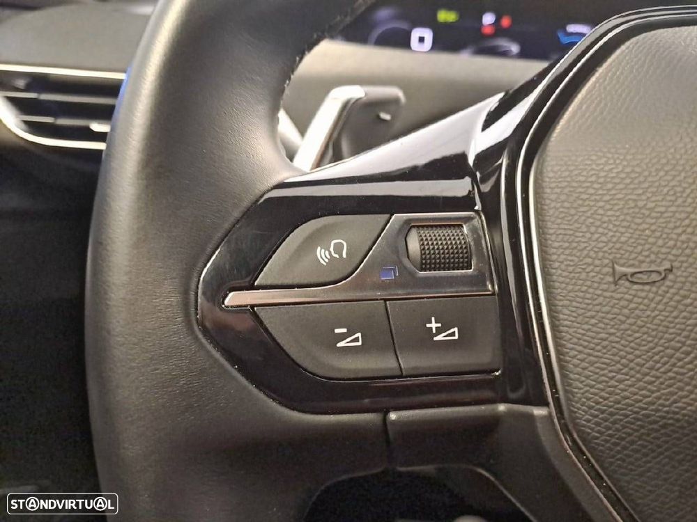 Peugeot 5008 1.2 Hybrid Allure Pack e-DCS6 - 16