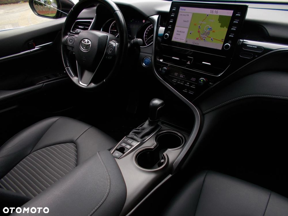 Toyota Camry 2.5 Hybrid Prestige CVT - 3