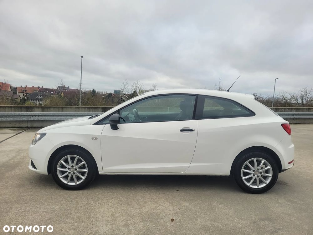 Seat Ibiza SC 1.2 12V Reference Salsa - 4