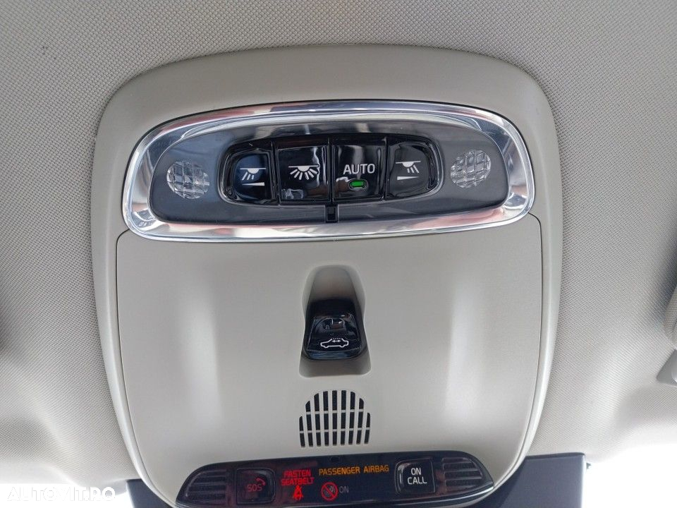 Volvo XC 90 - 23