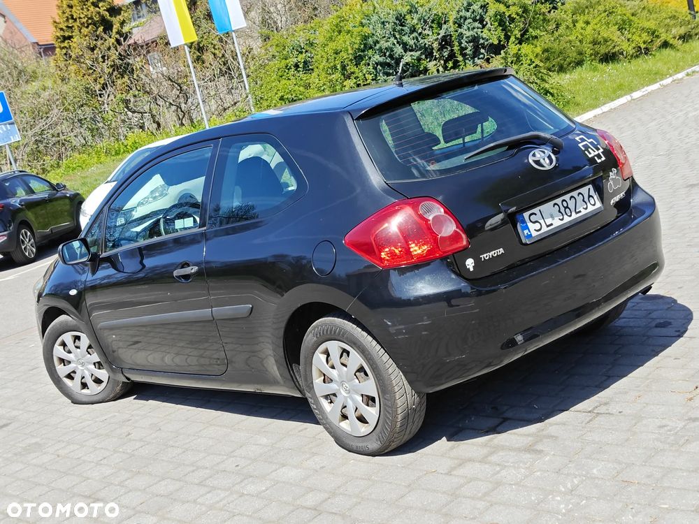Toyota Auris 1.4 D-4D Luna - 6