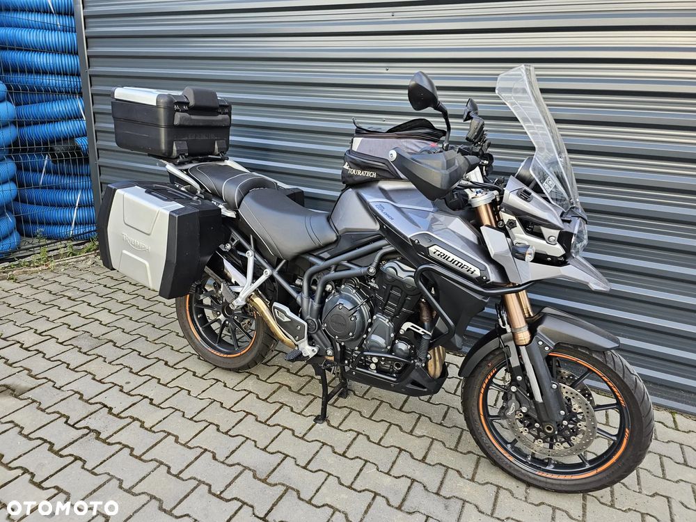 Triumph Tiger - 2