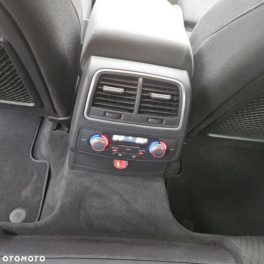 Audi A6 Avant 3.0 TDI DPF quattro S tronic - 19