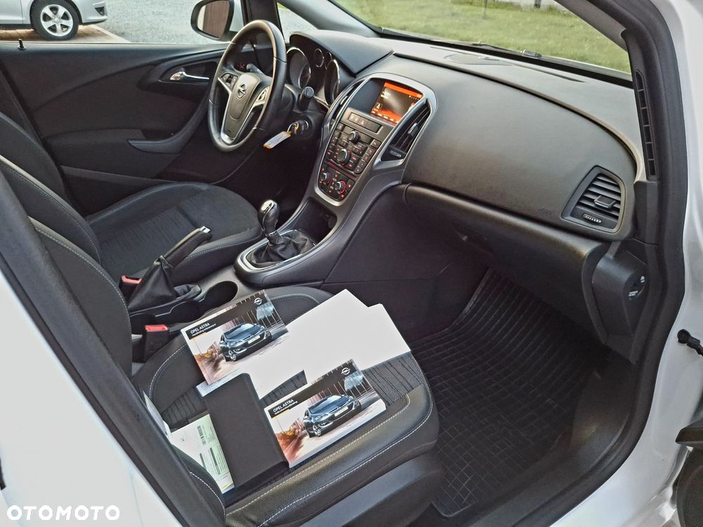 Opel Astra 1.4 Turbo Selection - 13