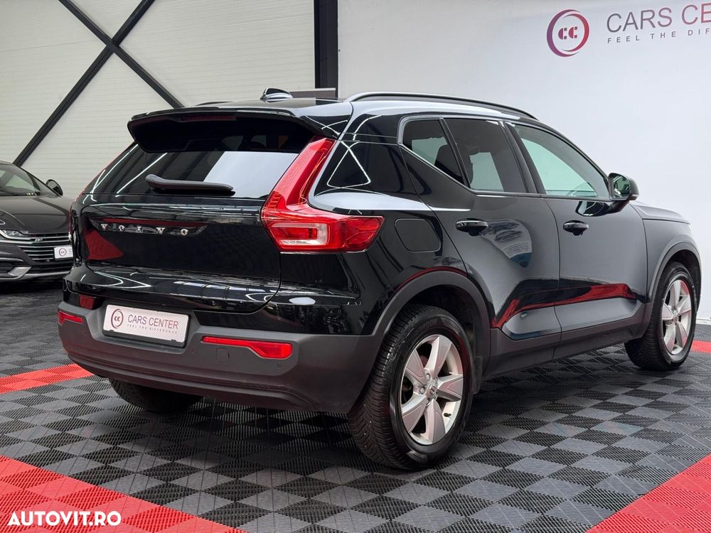 Volvo XC 40 T2 AT8 Momentum - 5