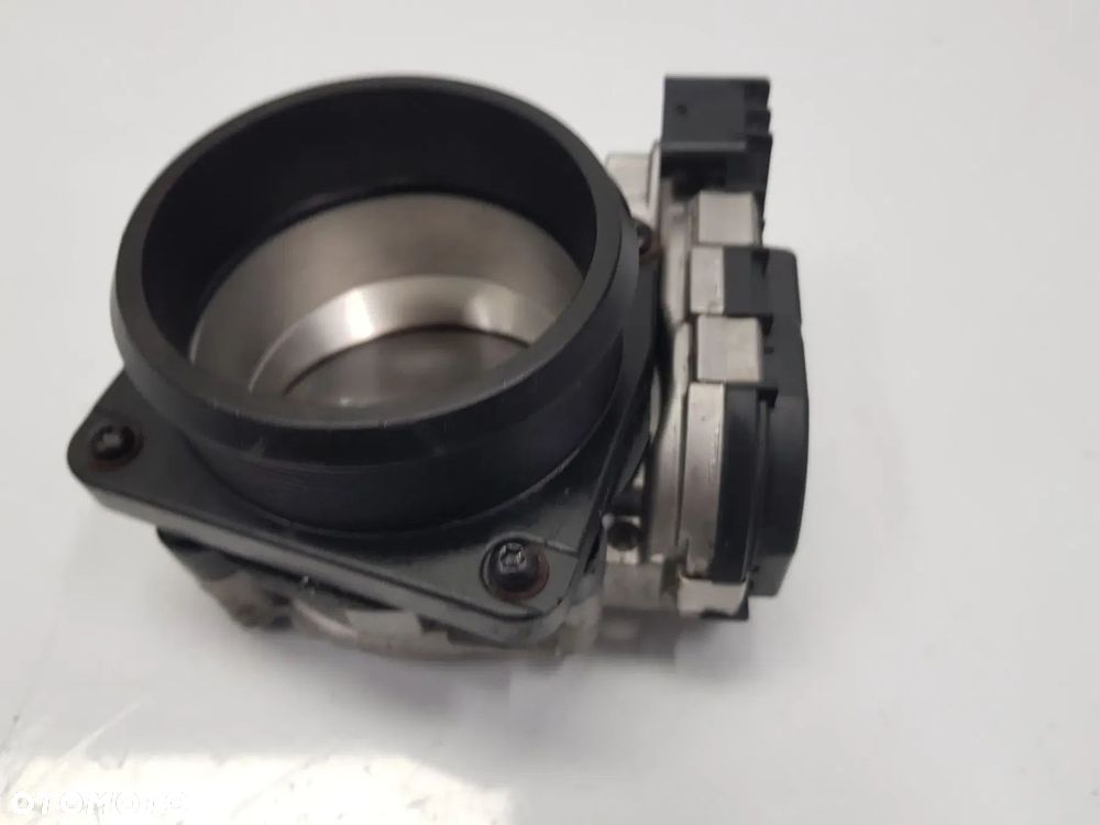 Przepustnica MERCEDES AMG W222 S-klasa W212 C207 W207 E-klasa W204 W205 C-klasa W176 A-klasa ML W166 GLE GLK350 GLA W156 - 5